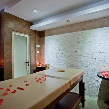 Hotel Incognito Pomorie Hotel 3*